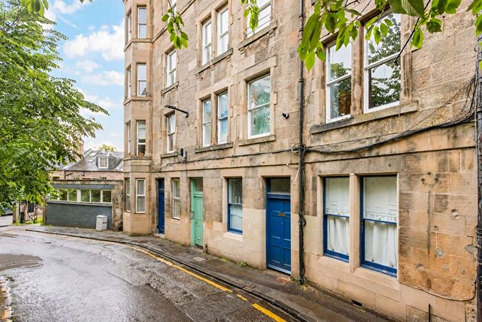 3 Bedroom Flat To Rent In Roseneath Place, Marchmont, Edinburgh, EH9