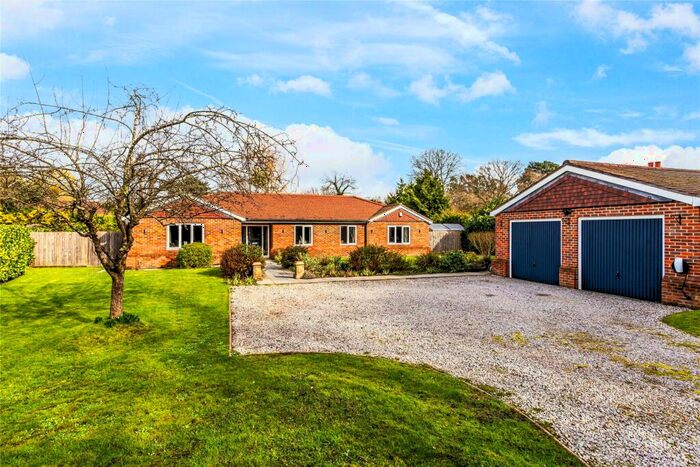 4 Bedroom Bungalow For Sale In Common Lane, West End, Woking, Surrey, GU24