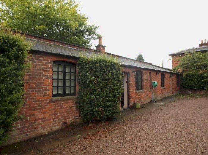 2 Bedroom Semi-Detached Bungalow To Rent In Holme Lacy, Hereford HR2