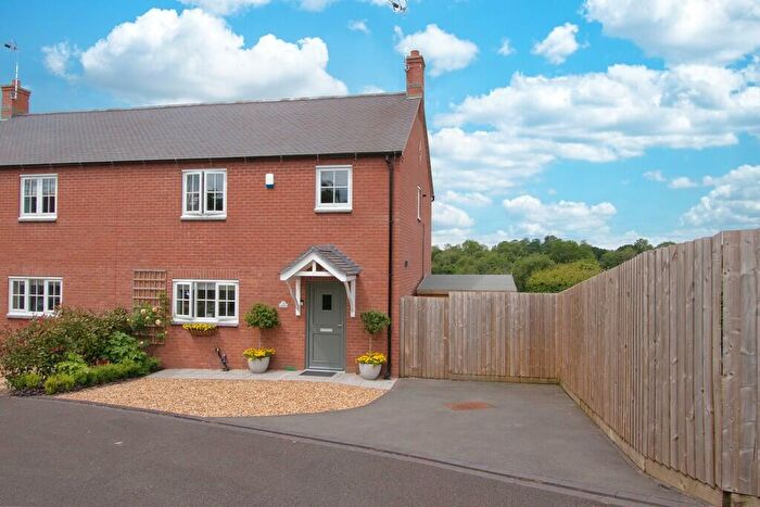 3 Bedroom Semi-Detached House For Sale In Old School Meadows, Marston Montgomery, DE6