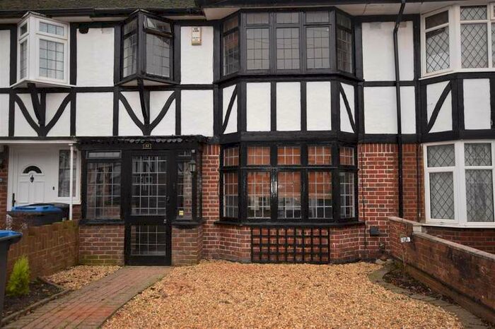 3 Bedroom Terraced House To Rent In Hollybush Road, Kingston Upon Thames, KT2