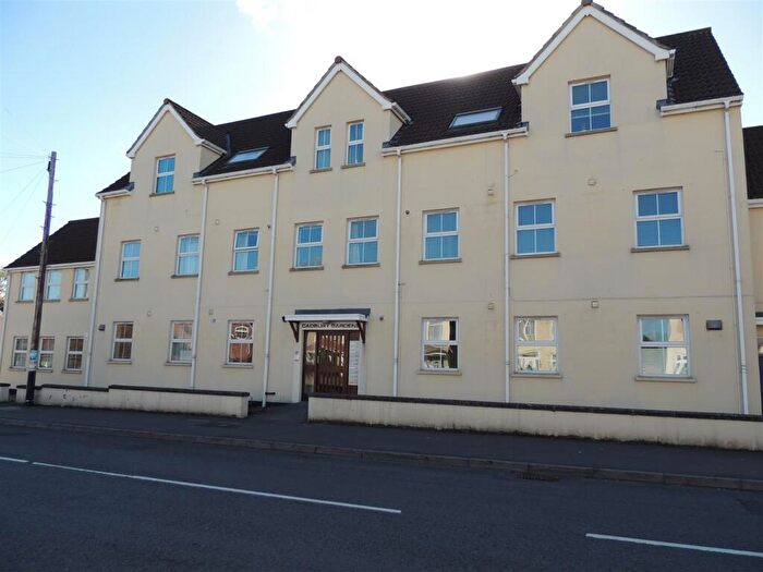 2 Bedroom Apartment To Rent In Cadbury Heath Road, Bristol, BS30