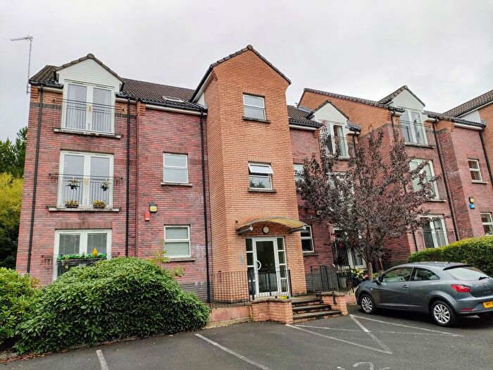 2 Bedroom Flat For Sale In Shaws Bridge, Belfast, BT8