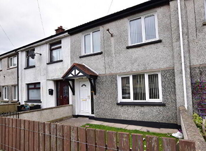 3 Bedroom Mid Terraced House For Sale In Lawson Park, Portavogie, BT22