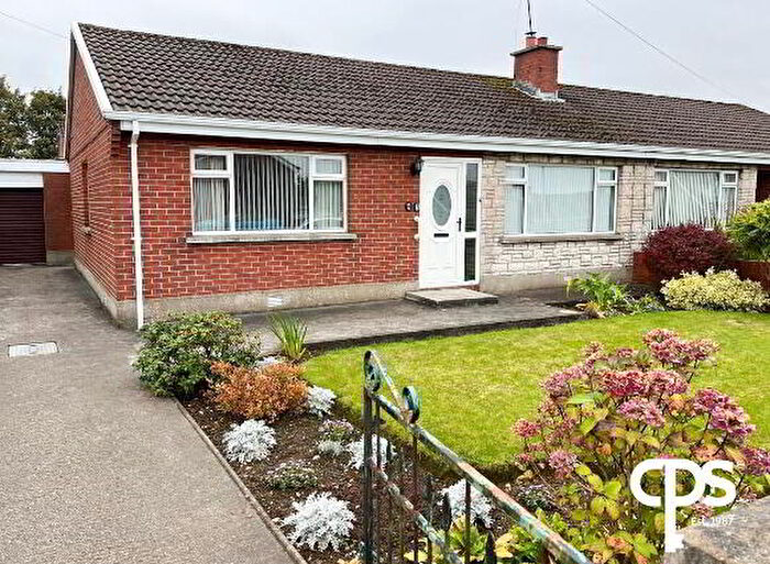 3 Bedroom Semi-detached Bungalows For Sale In Lyndhurst Road, Derry, BT47
