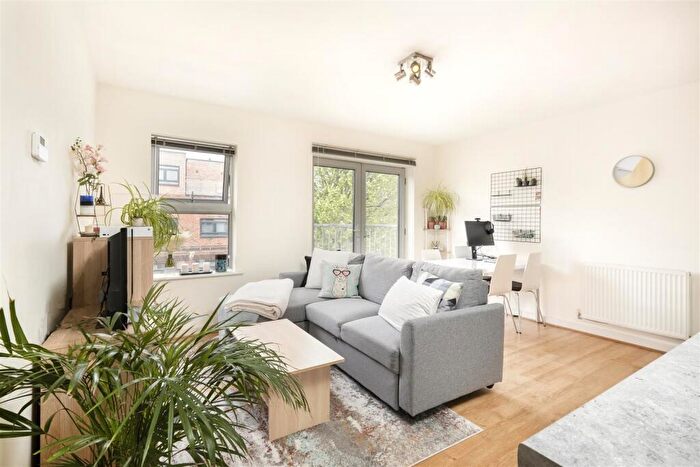 1 Bedroom Flat To Rent In Devons Road, London, E3