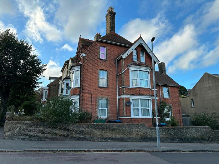 1 Bedroom Flat To Rent In Ellington Road, Ramsgate, CT11