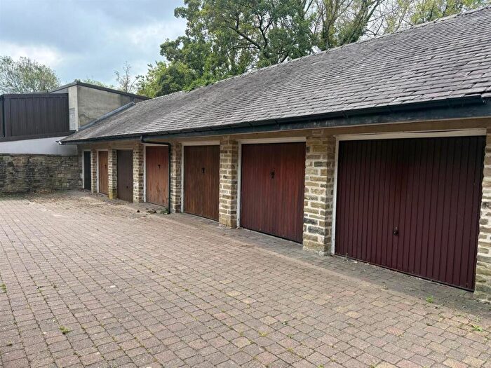 Garage / Parking To Rent In Pear Tree Court, Silsden, BD20