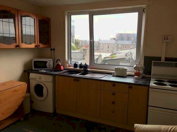 1 Bedroom Flat To Rent In Stephen Place, City Centre, Aberdeen, AB25