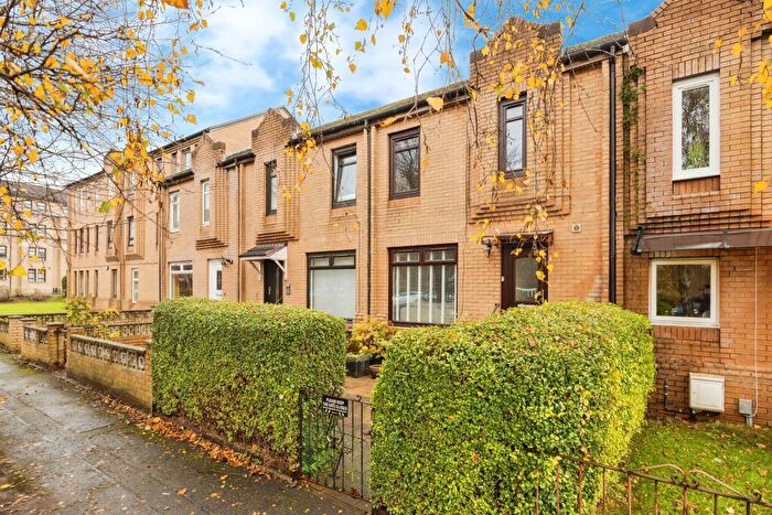 3 Bedroom Terraced House For Sale In Abercromby Street, Glasgow, G40