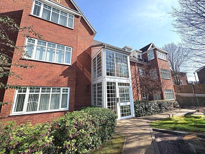 2 Bedroom Flat To Rent In Amie Lane, Great Barr, B43