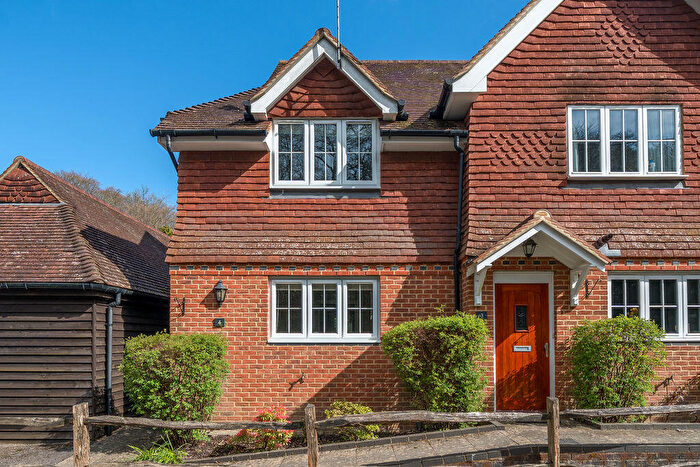 2 Bedroom End Of Terrace House To Rent In Arford Road, Arford, GU35