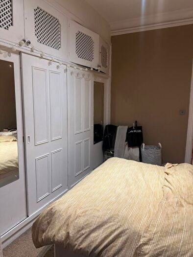 2 Bedroom Flat To Rent In Alexandra Court, Maida Vale, W9