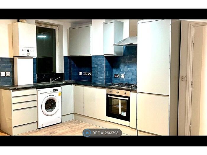 2 Bedroom Flat To Rent In Boulcott Street, London, E1