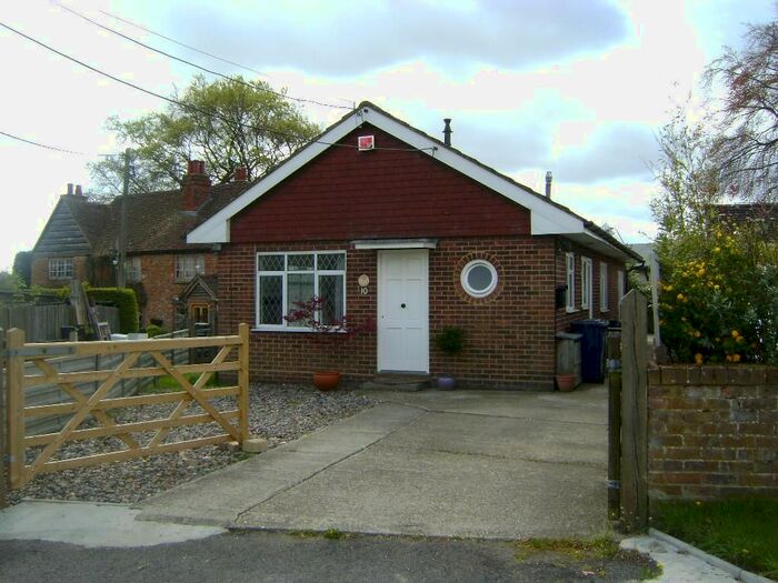 2 Bedroom Bungalow To Rent In The Green, Badshot Lea, GU9