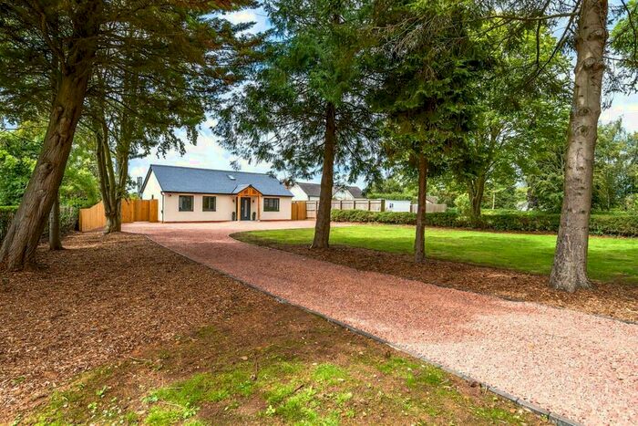 4 Bedroom Detached Bungalow For Sale In Gloucester Road, Corse, Gloucester, GL19