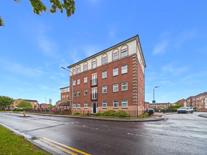 2 Bedroom Apartment For Sale In Sequana Court, Hull, HU9