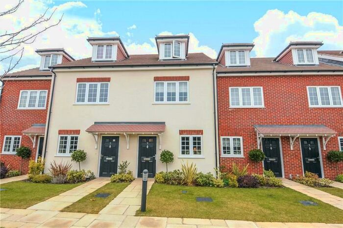 3 Bedroom Town House To Rent In Bisley, Woking, GU24
