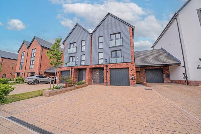 4 Bedroom Semi-Detached House For Sale In Stroudley Road, Shirley, B90