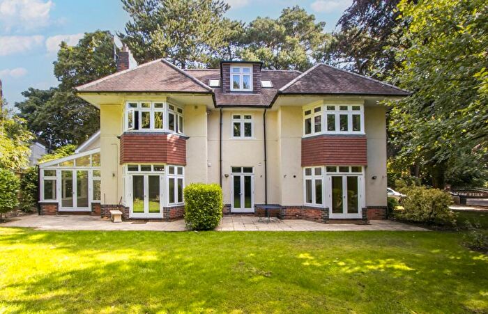 2 Bedroom Apartment For Sale In Portarlington Road, Westbourne, BH4