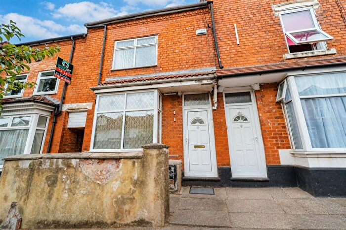 5 Bedroom House To Rent In Dawlish Road, Birmingham, B29