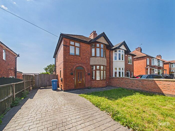 3 Bedroom Semi Detached House To Rent In Henhurst Hill, Burton-On-Trent, DE13