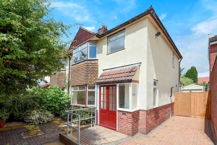 3 Bedroom Semi-Detached House To Rent In Jack Straws Lane, Headington, OX3