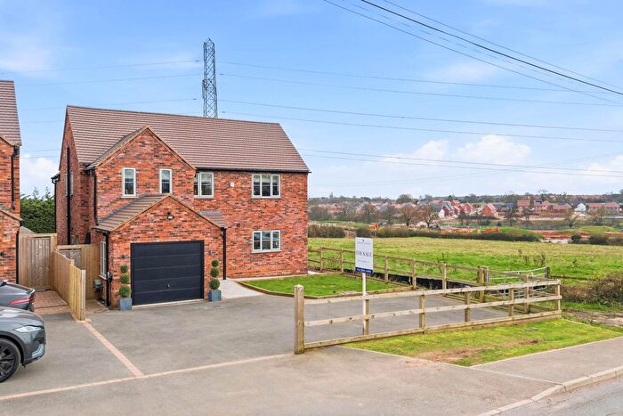 5 Bedroom Detached House For Sale In Pickford Green Lane, Coventry, CV5