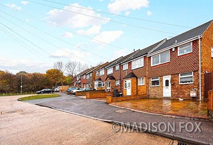 3 Bedroom End Of Terrace House To Rent In Stevens Way, Chigwell, IG7