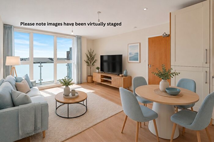 1 Bedroom Flat For Sale In Apollo Court, High Street, London, E15