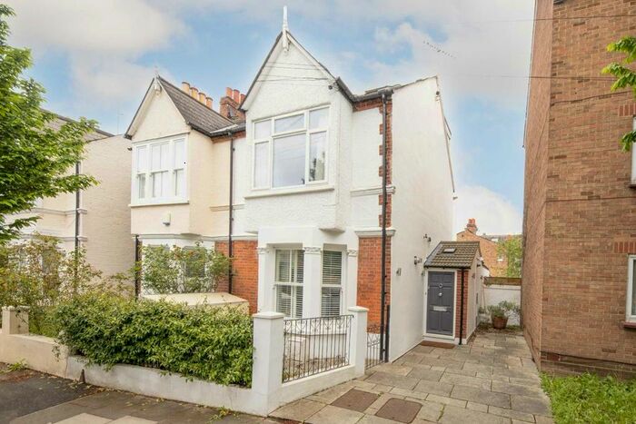 4 Bedroom Terraced House To Rent In Carlton Road, London, W4