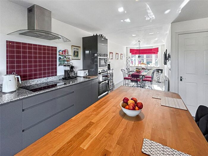 3 Bedroom End Terrace House For Sale In Popham Close, Tiverton, Devon, EX16