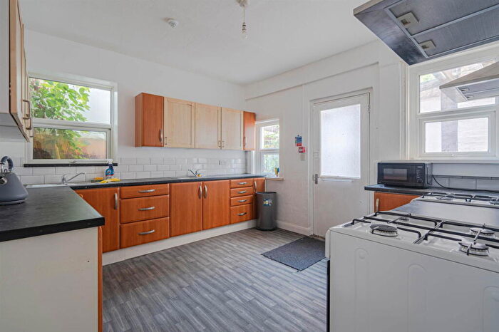 1 Bedroom House Of Multiple Occupation To Rent In Walpole Road, Bournemouth, BH1