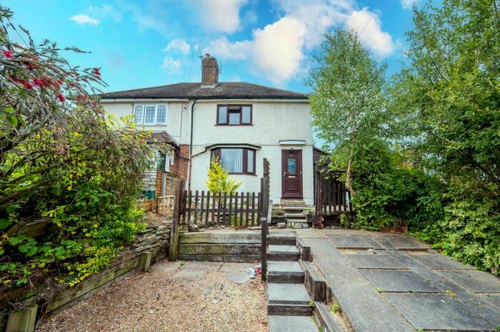 4 Bedroom Semi-Detached House To Rent In Woodside Road, Guildford, , Westborough, Guildford, GU2