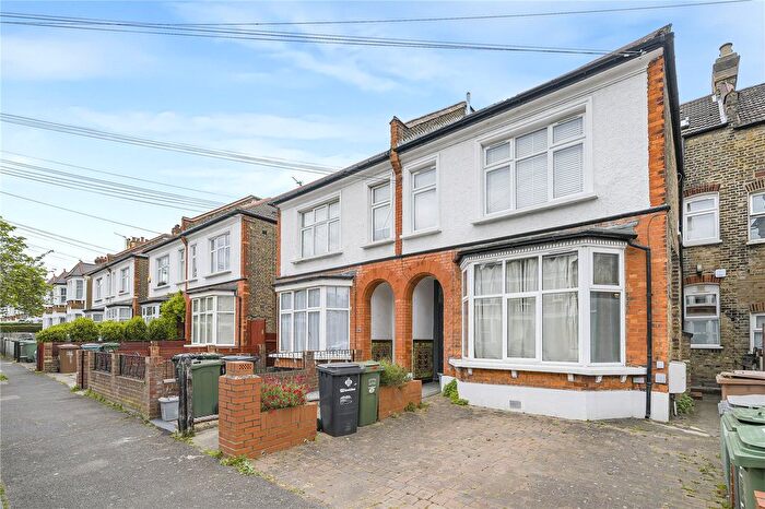2 Bedroom Flat For Sale In Carholme Road, London, SE23