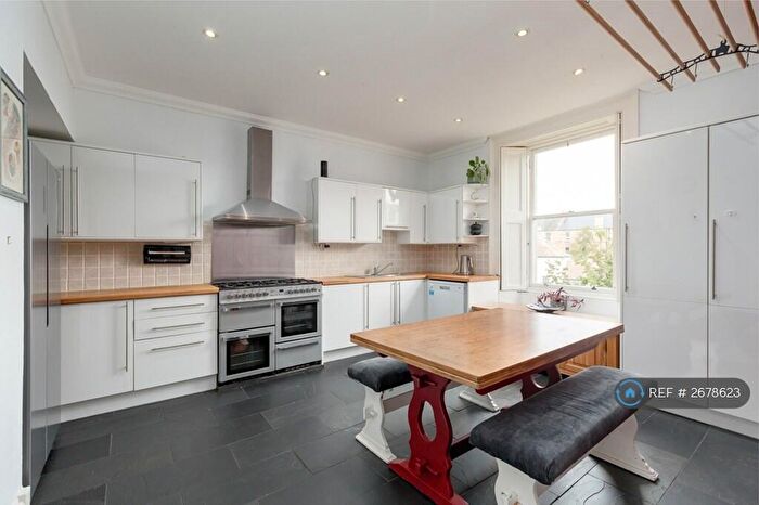 4 Bedroom Terraced House To Rent In North Fort Street, Edinburgh, EH6