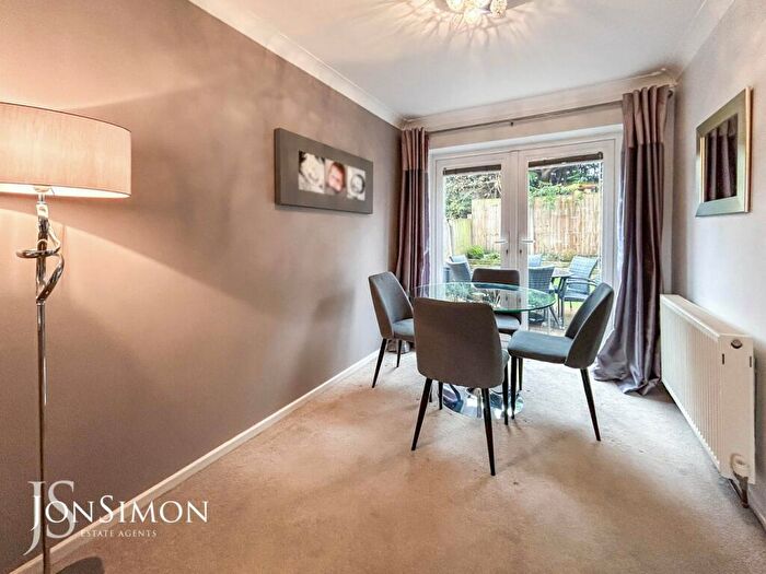 5 Bedroom Detached House For Sale In Falstone Avenue, Ramsbottom, Bury, BL0