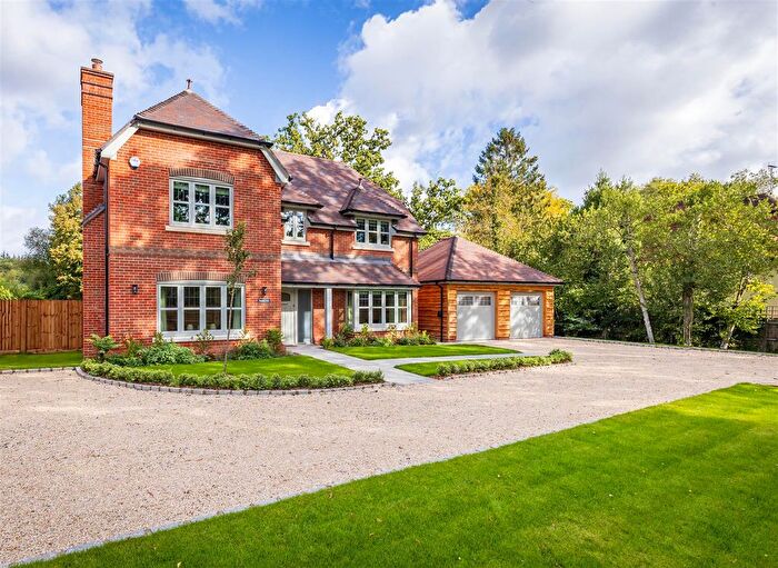 4 Bedroom Property For Sale In Normandy, Guildford, GU3