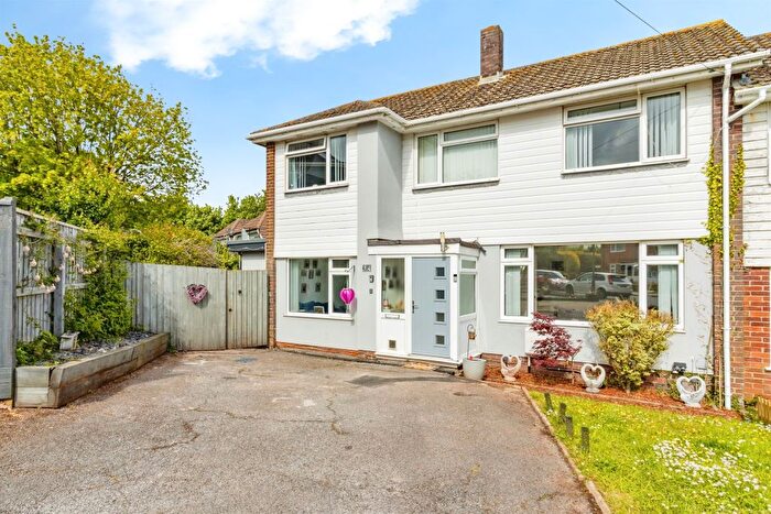 6 Bedroom Semi-Detached House For Sale In St. Augustines Close, Torquay, TQ2