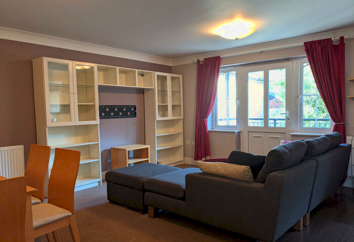 2 Bedroom Apartment To Rent In Phoenix House, Oxford Road, Reading, Berkshire, RG1