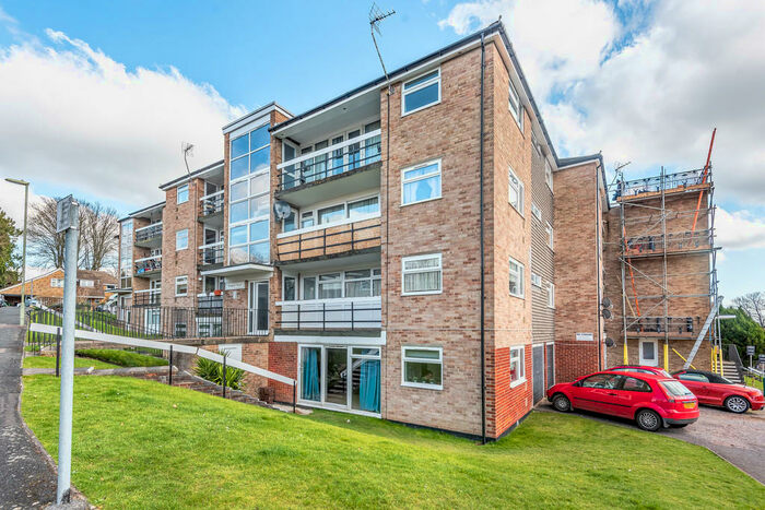 2 Bedroom Apartment To Rent In Northlands Drive, Winchester, SO23