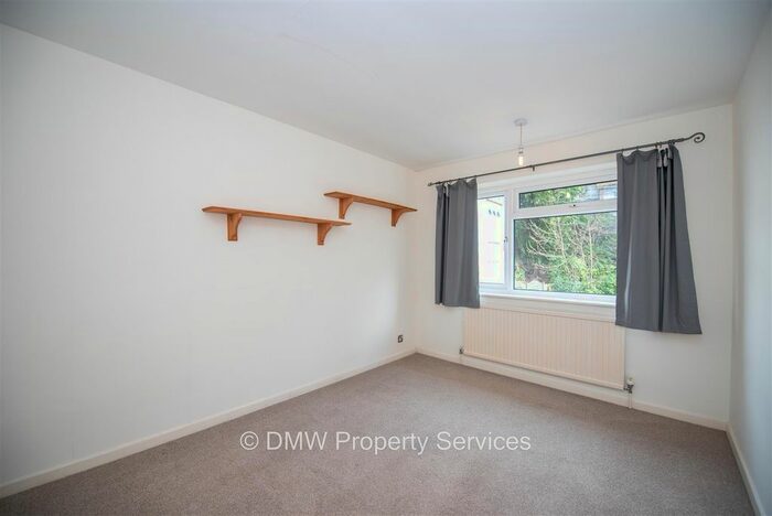2 Bedroom Flat To Rent In Rock Drive, Nottingham, NG7