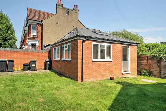 Studio To Rent In Conway Road, London, N14