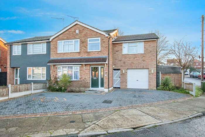 4 Bedroom Semi Detached House For Sale In Romford Close, Colchester, Essex, CO4