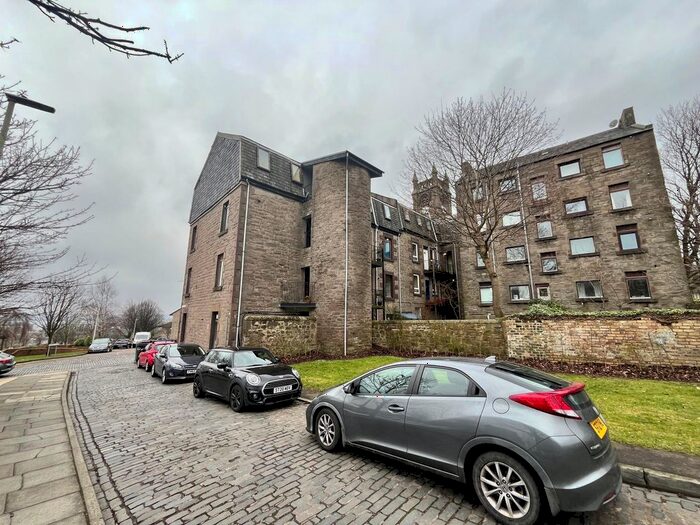 1 Bedroom Flat To Rent In Crescent Lane, Dundee, DD4