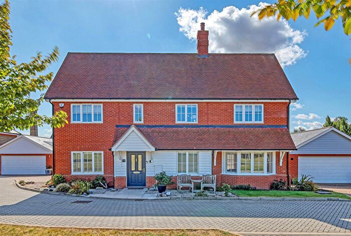 4 Bedroom Detached House For Sale In Ridley Green, Hartford End, Chelmsford, CM3