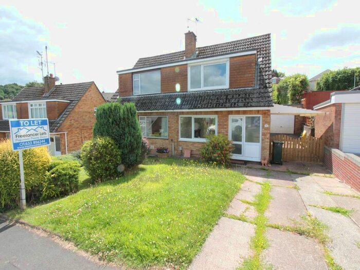 3 Bedroom Semi-Detached House To Rent In Larch Grove, Newport, NP20