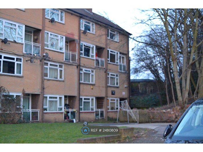 2 Bedroom Flat To Rent In Upton Road, London, SE18