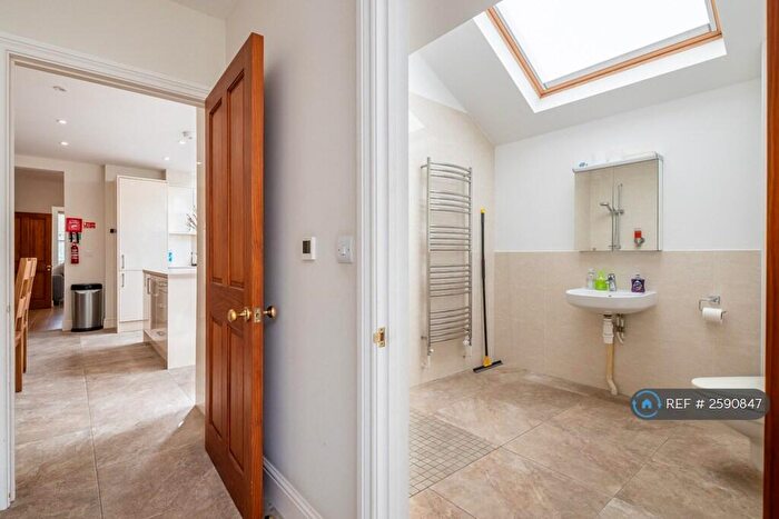 4 Bedroom Semi-Detached House To Rent In Cherry Hinton Road, Cambridge, CB1