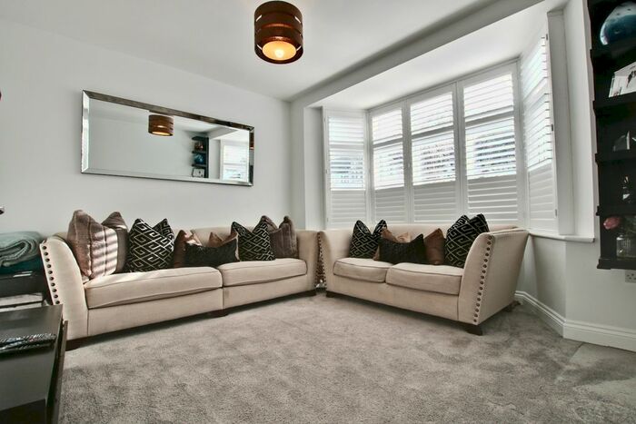 4 Bedroom Terraced House To Rent In Greenway, Chislehurst, BR7